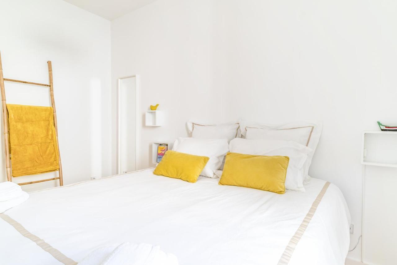 The Light House Apartment Nazare Bagian luar foto